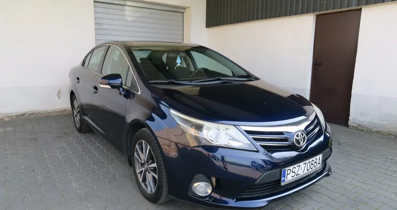 samochody osobowe Toyota Avensis cena 36700 przebieg: 153000, rok produkcji 2012 z Skierniewice